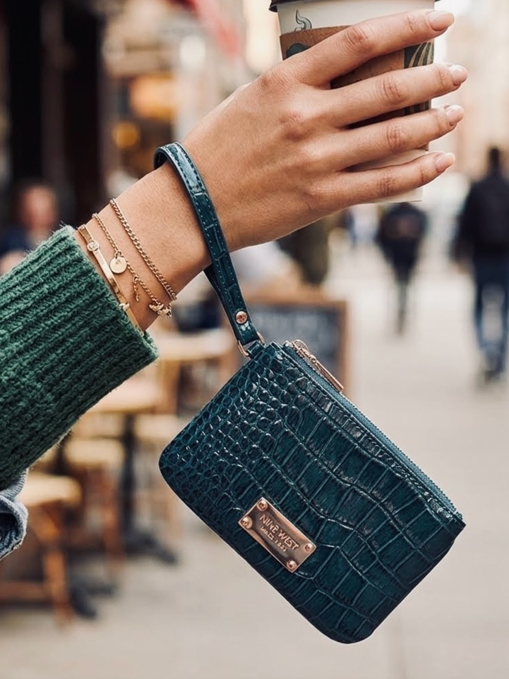 ⭐️ 5 for 20$! ⭐️ Nine West Faux Croc Teal Wristlet